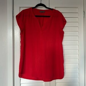 Short sleeve red blouse